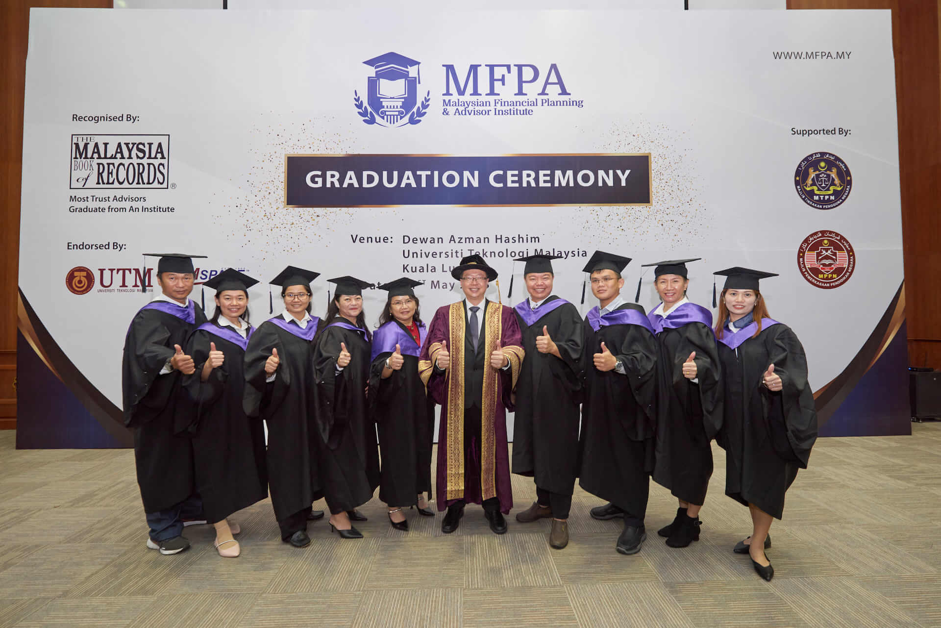 graduation_ceremony_16
