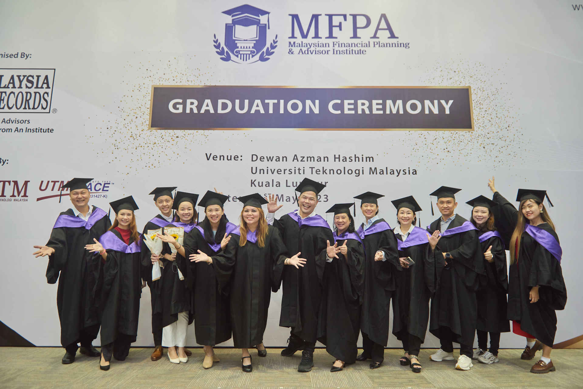 graduation_ceremony_28
